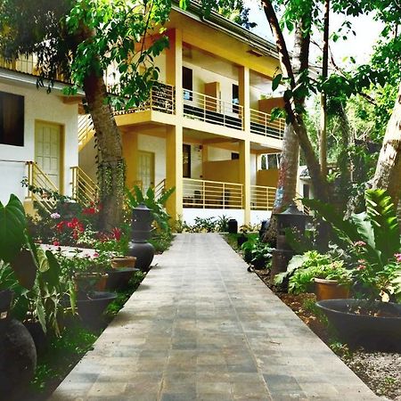 Mayas Guesthouse 팡라오 외부 사진